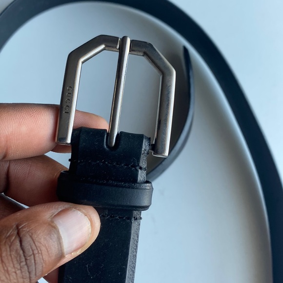 My mother left a lot of things behind when she moved out of her home. - Picture 3 of 3